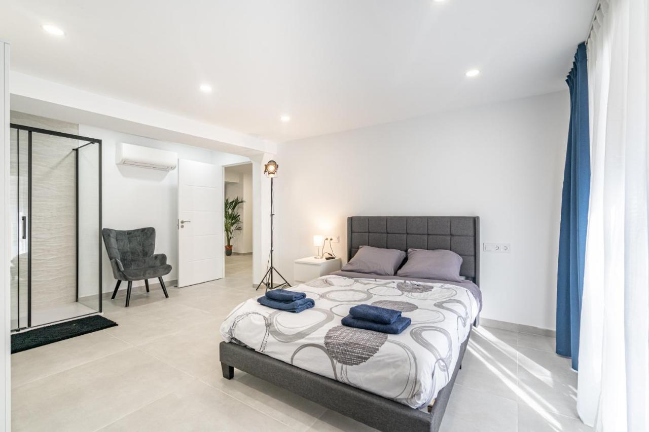 New Modern Cozy Apartment Валенсия Экстерьер фото